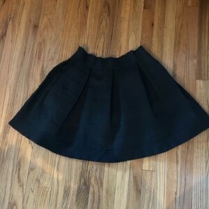 Express party skirt. Women’s US size medium. Black, textured.